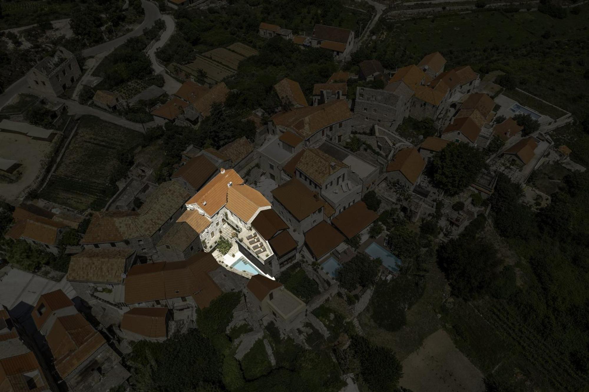 Dvor Pitve Villas Jelsa  Exterior photo