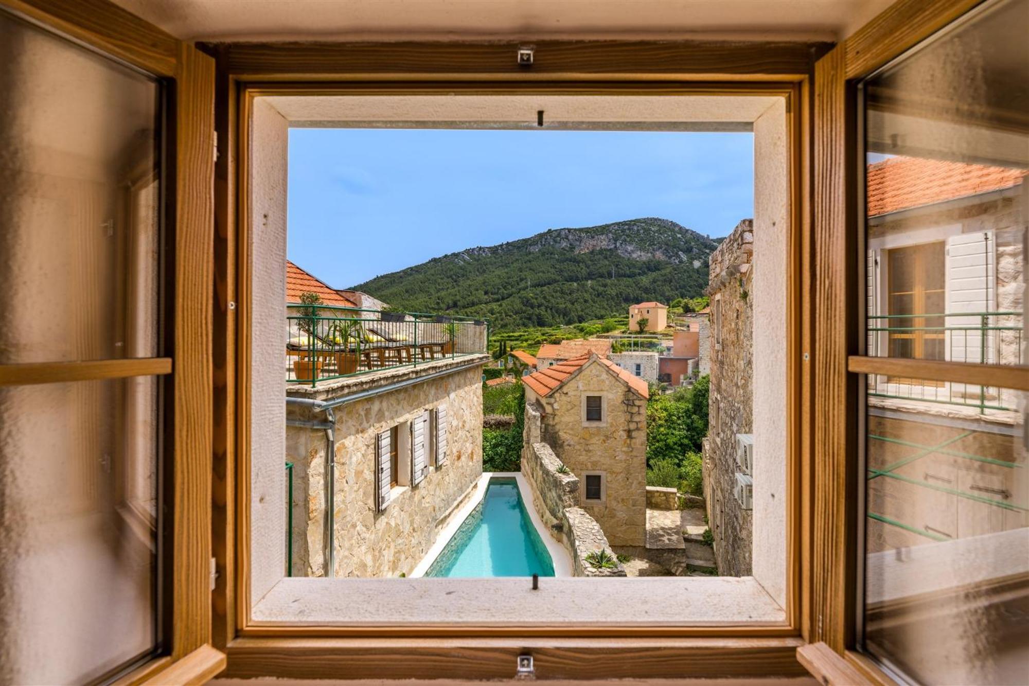 Dvor Pitve Villas Jelsa  Exterior photo